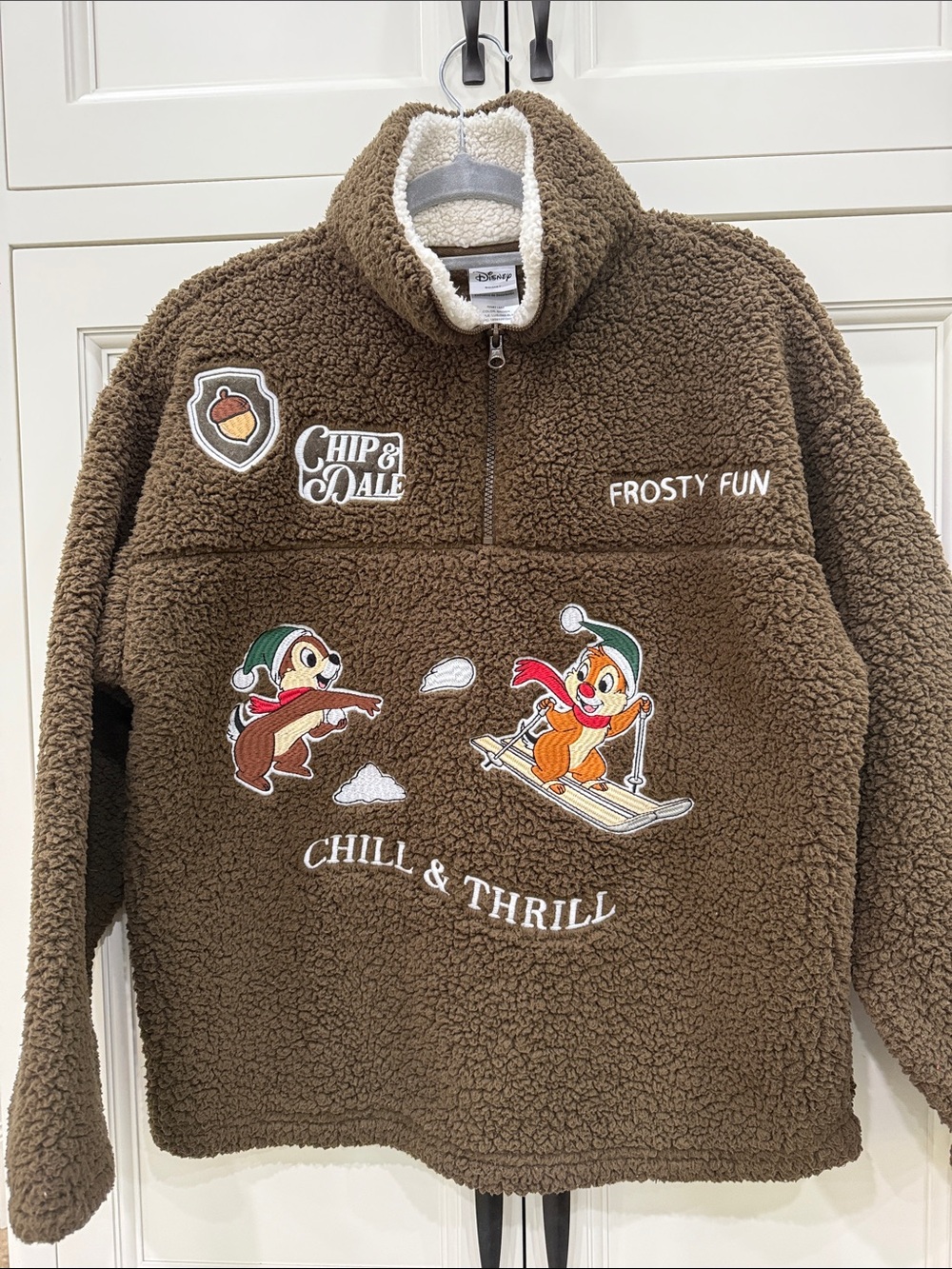 Disney Brown & White Chip 'n' Dale Sherpa quarter zip sweater Size small Brown